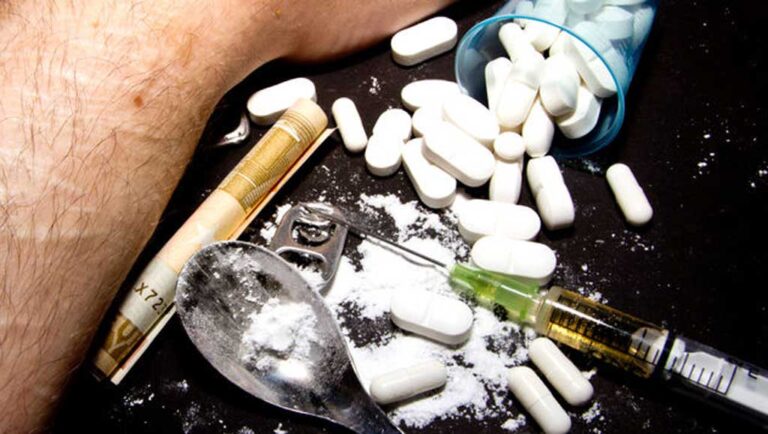 Мифы о наркотиках и наркомании